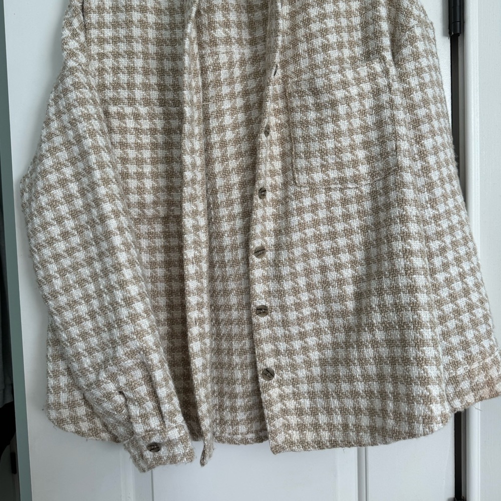 Women’s Button-Down “Shacket” - Picture 2 of 3
